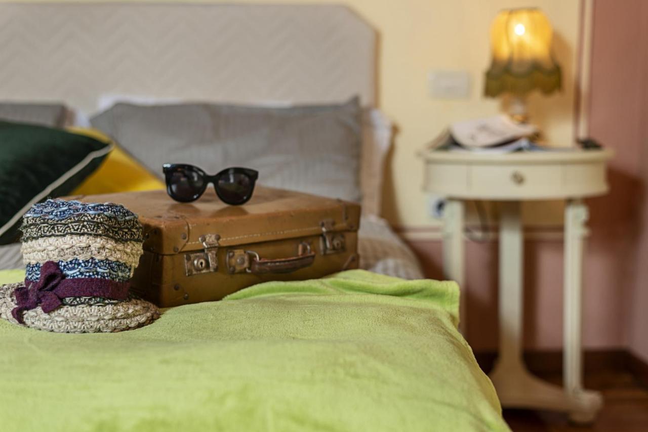Borgo Agli Scudi Suite&Breakfast Campiglia Marittima Exterior foto