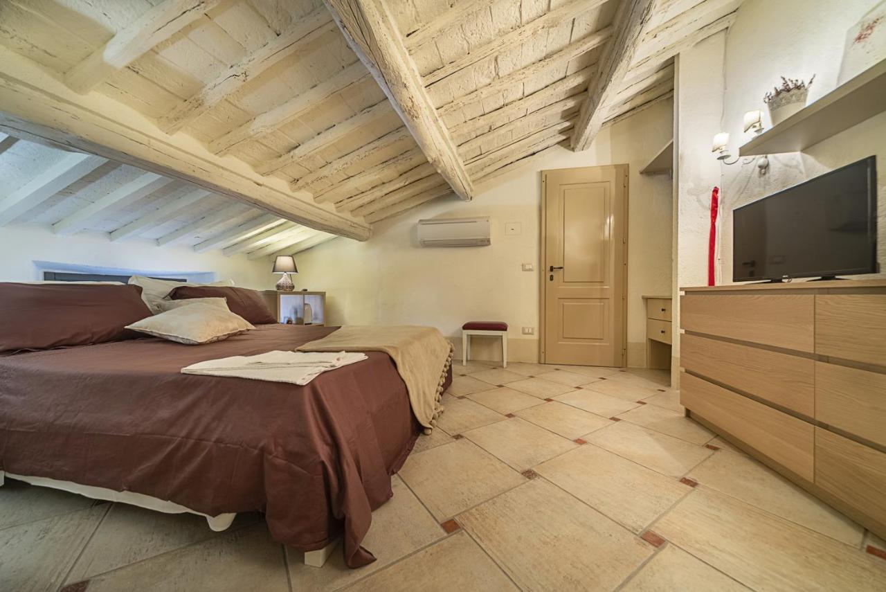 Borgo Agli Scudi Suite&Breakfast Campiglia Marittima Exterior foto