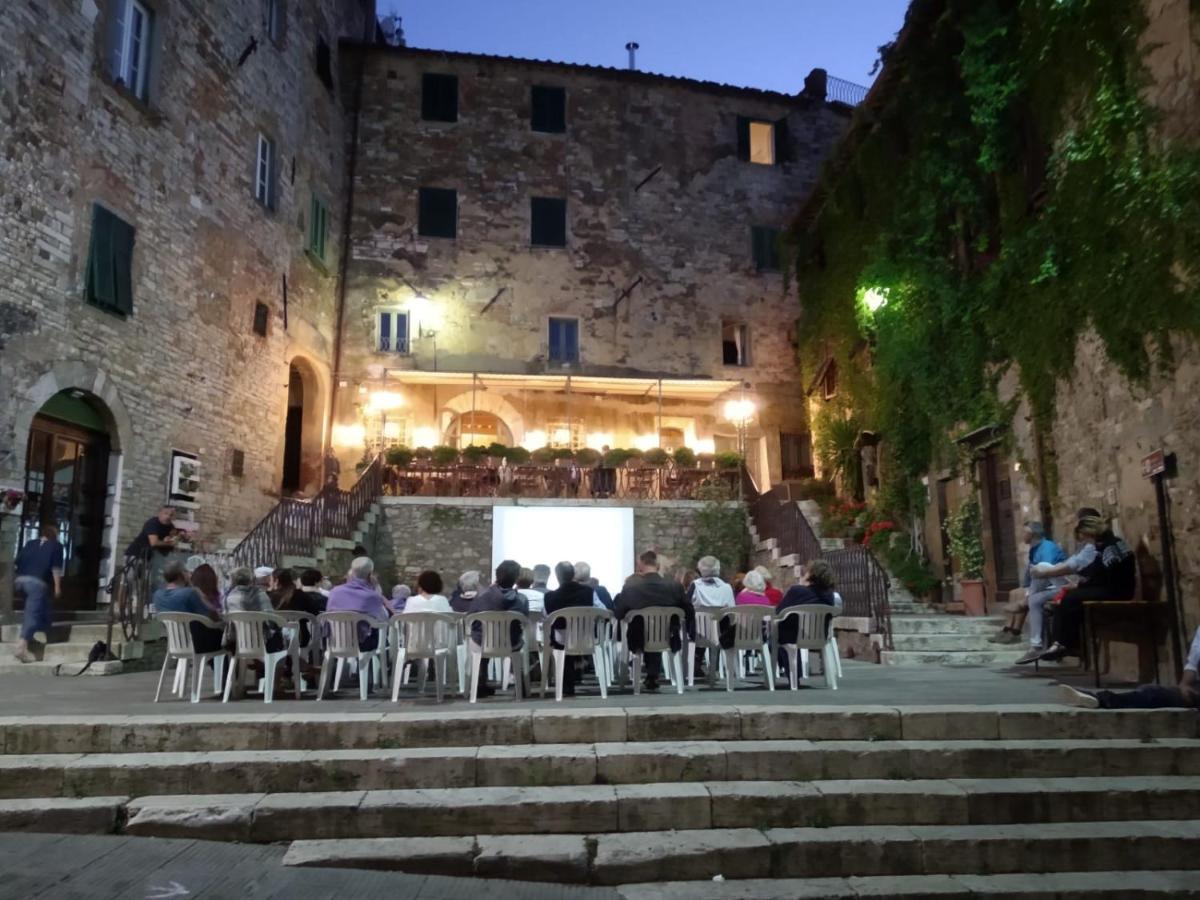 Borgo Agli Scudi Suite&Breakfast Campiglia Marittima Exterior foto